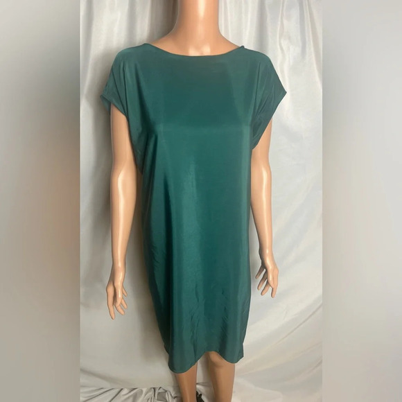 Max Studio Dresses & Skirts - Max Studio Speciality Product Women’s Green Size S Short Dress Roselle NWT